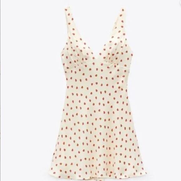 NEW Zara Strawberry Print Mini Dress Women Size L Satin Babydoll Soft Girl Flirt - Picture 1 of 11